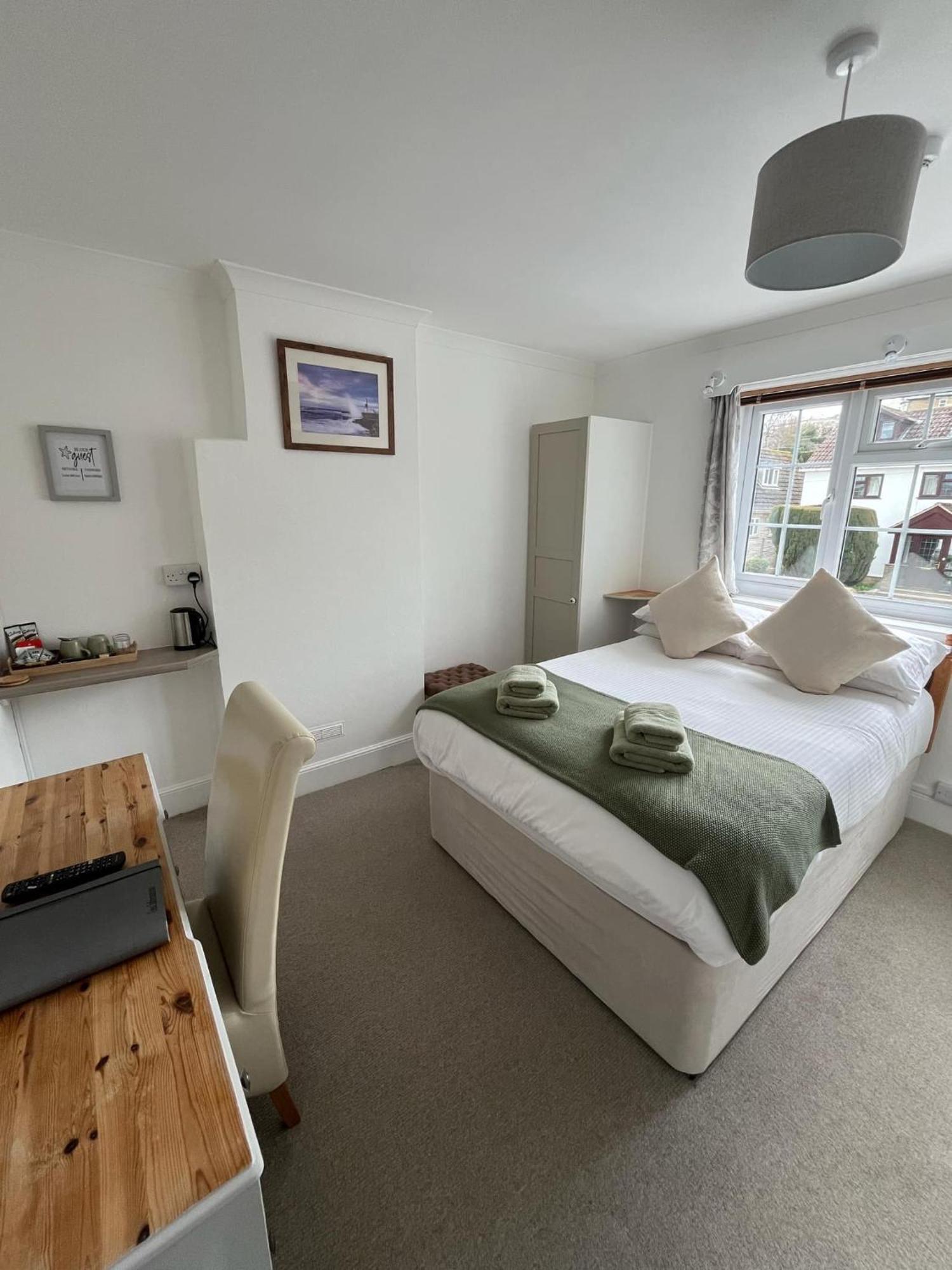 Lucerne B&B Lyme Regis Kültér fotó